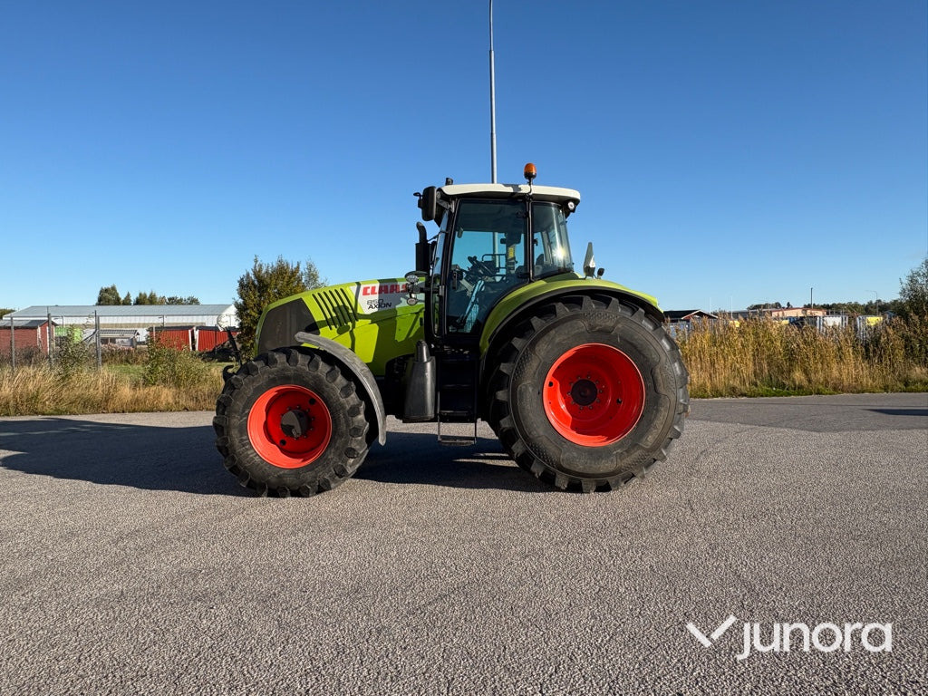Traktor - Claas Axion 850 - Traktor: 2 kép. Traktor - Claas Axion 850 - Traktor: 2 kép.