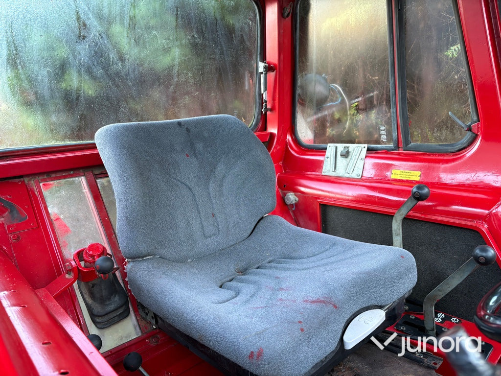 Traktor Traktor - Volvo BM: 15 kép.