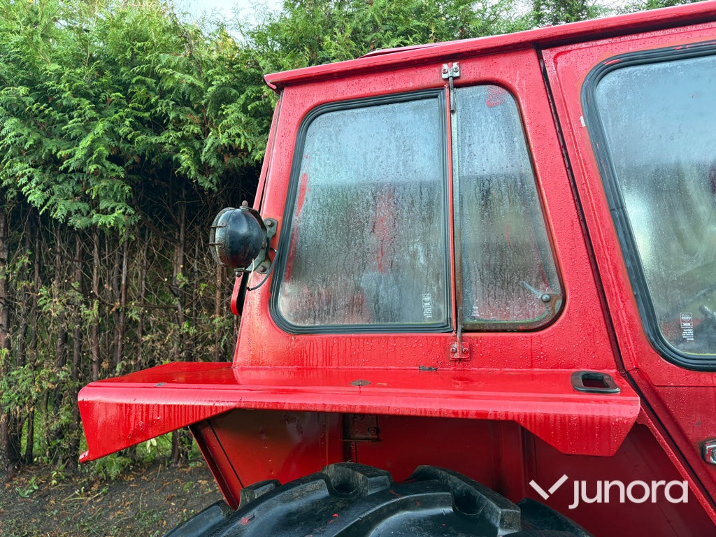 Traktor Traktor - Volvo BM: 10 kép.