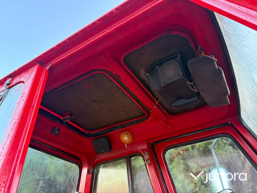 Traktor Traktor - Volvo BM: 14 kép.