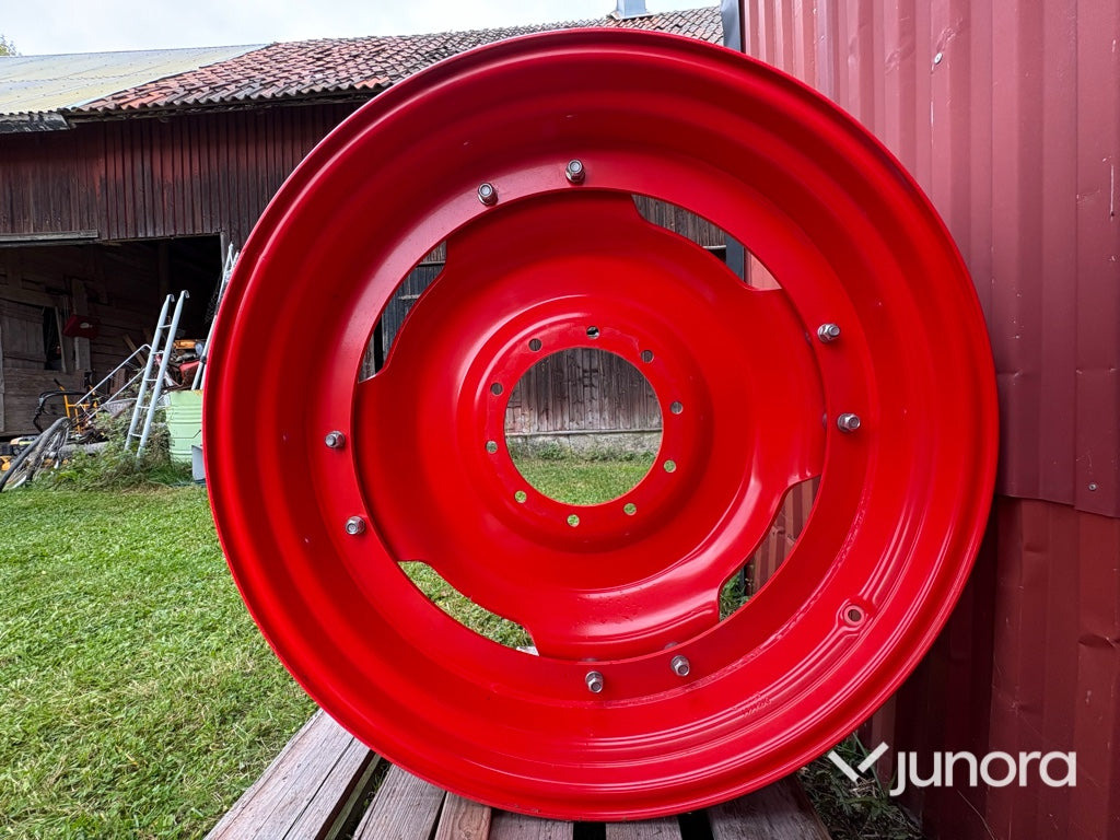 Traktorfälgar - Gripen Wheels - Felni - Mezőgazdasági gépek: 4 kép. Traktorfälgar - Gripen Wheels - Felni - Mezőgazdasági gépek: 4 kép.