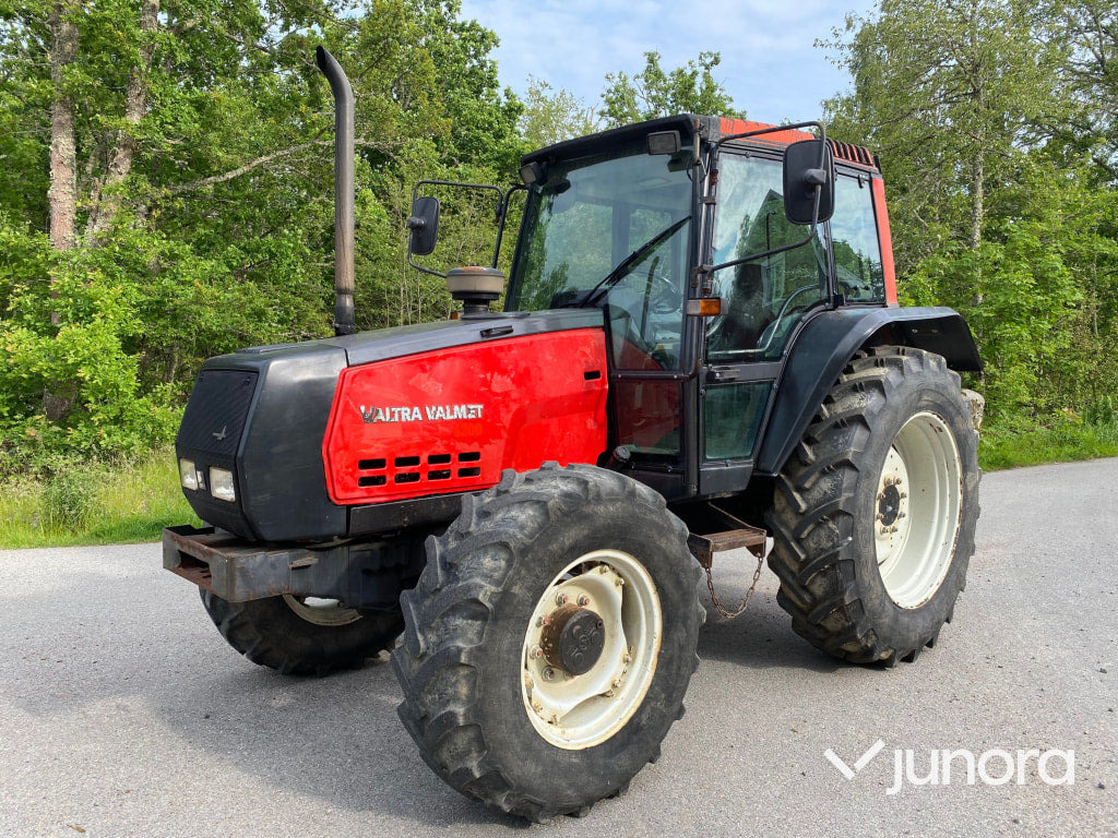 Valtra valmet 6400 - Traktor: 1 kép. Valtra valmet 6400 - Traktor: 1 kép.