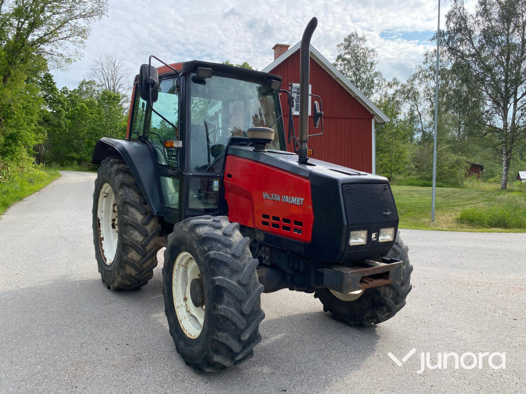 Valtra valmet 6400 - Traktor: 2 kép. Valtra valmet 6400 - Traktor: 2 kép.