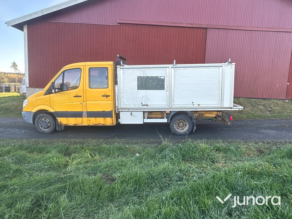 Verkstadsbuss - Mercedes Benz 516 CDI - Dobozos kisteherautó, Duplakabinos kisteherautó: 3 kép. Verkstadsbuss - Mercedes Benz 516 CDI - Dobozos kisteherautó, Duplakabinos kisteherautó: 3 kép.