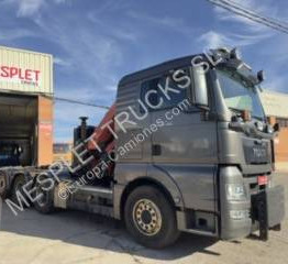 MAN TGX 35.480 - Horgos rakodó teherautó: 2 kép. MAN TGX 35.480 - Horgos rakodó teherautó: 2 kép.