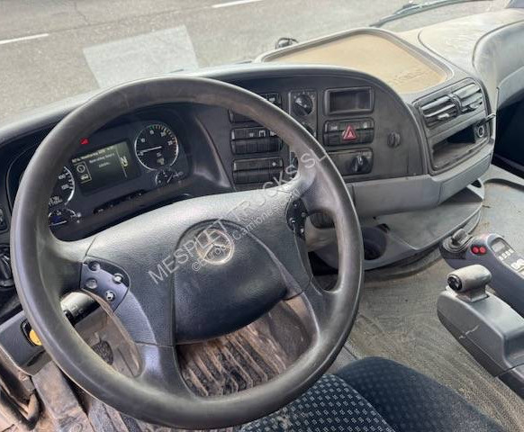 Horgos rakodó teherautó Mercedes Actros 3346: 11 kép. Horgos rakodó teherautó Mercedes Actros 3346: 11 kép.