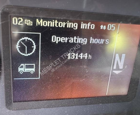 Horgos rakodó teherautó Mercedes Actros 3346: 16 kép. Horgos rakodó teherautó Mercedes Actros 3346: 16 kép.