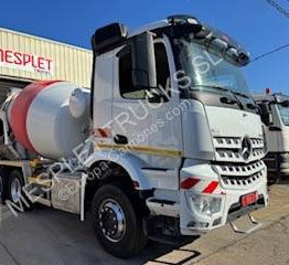 Mercedes Arocs 2636 K - Betonmixer: 2 kép. Mercedes Arocs 2636 K - Betonmixer: 2 kép.