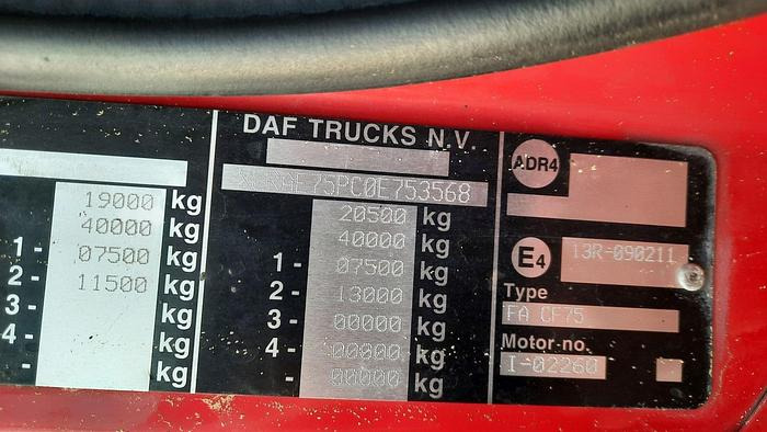 Utcaseprő gép DAF FA  CF-75: 11 kép.