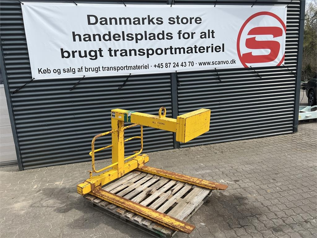 BSV 1500kg Pallegaffel - Model: PG 130-1.5 SB - Raklapvilla: 1 kép. BSV 1500kg Pallegaffel - Model: PG 130-1.5 SB - Raklapvilla: 1 kép.