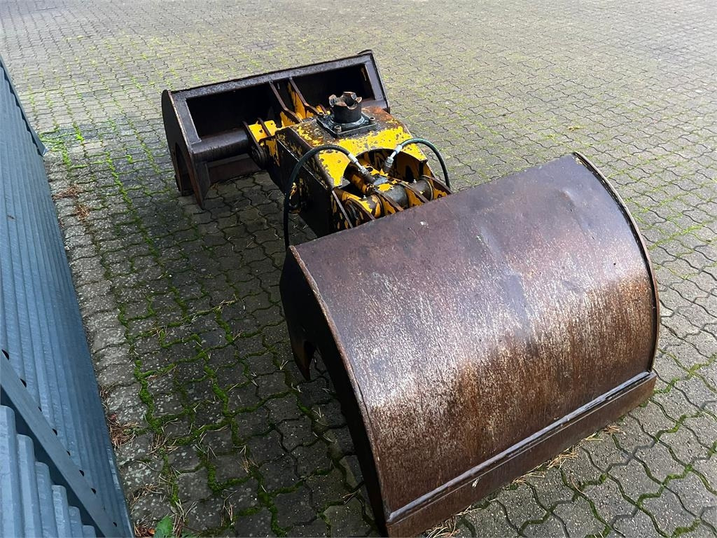 BSV 700 ltr grab - Csipegető kanál: 4 kép. BSV 700 ltr grab - Csipegető kanál: 4 kép.