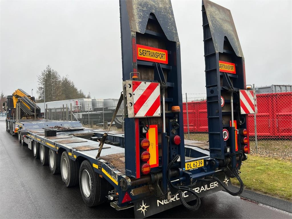 HRD 7 akslet - 84 ton blokvogn med ramper - Pótkocsi mélybölcsős: 4 kép. HRD 7 akslet - 84 ton blokvogn med ramper - Pótkocsi mélybölcsős: 4 kép.