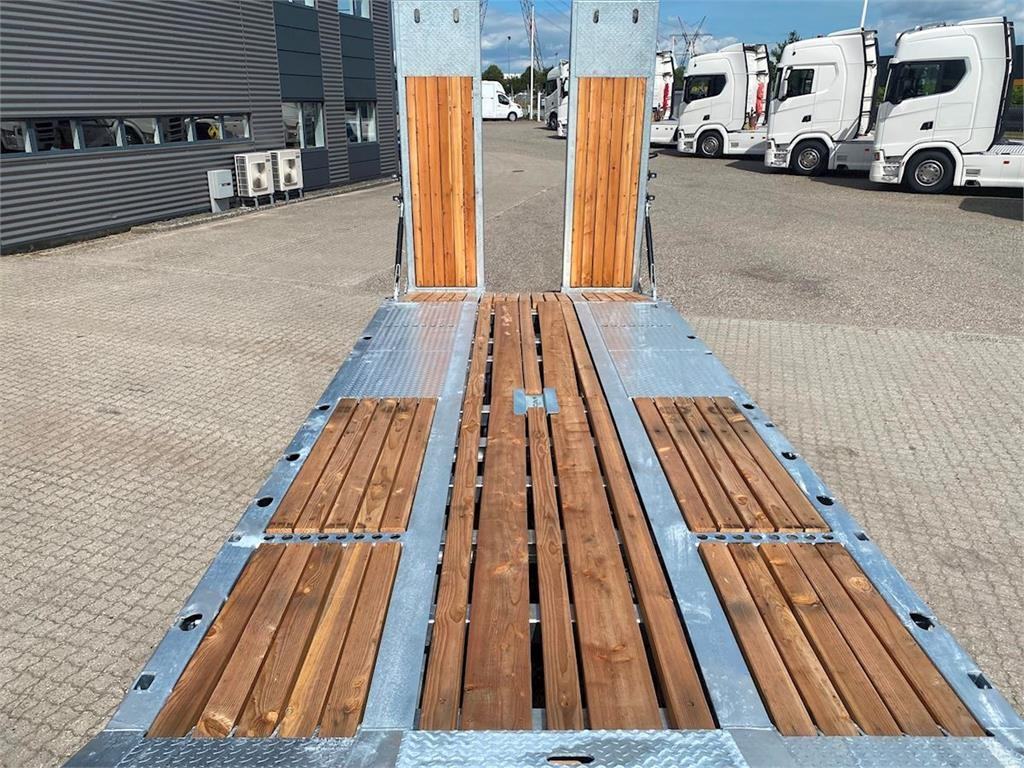 Pótkocsi mélybölcsős Hangler DTS 300 3 akslet med ramper: 10 kép.