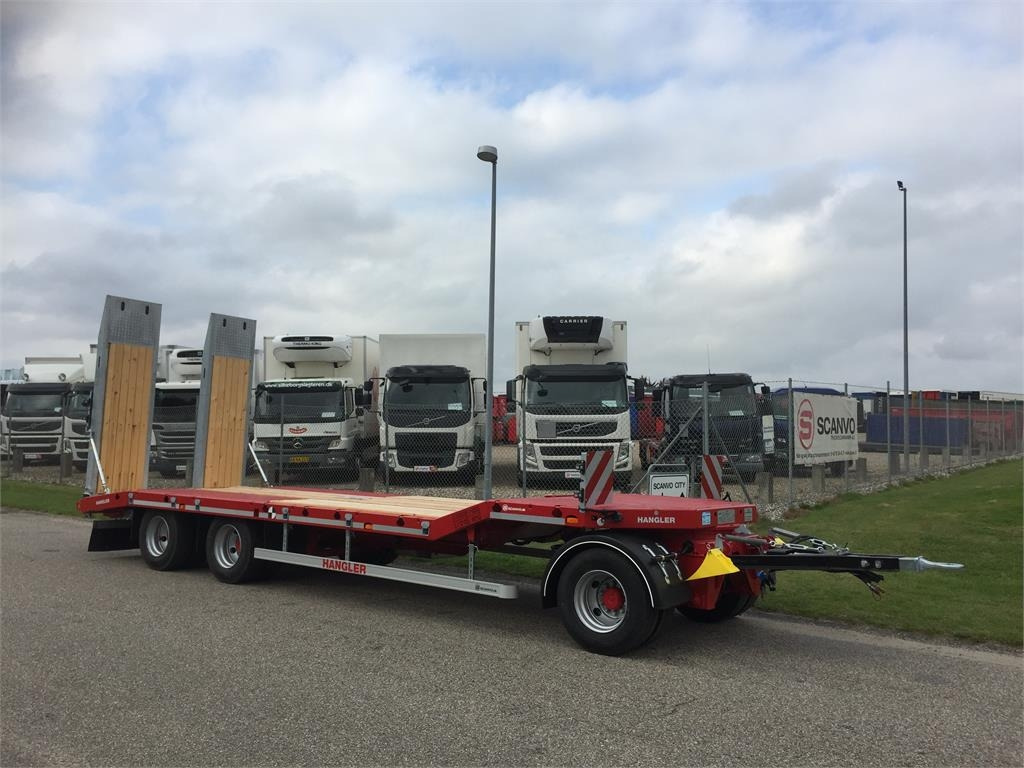 Pótkocsi mélybölcsős Hangler DTS 300 3 akslet med ramper: 15 kép.
