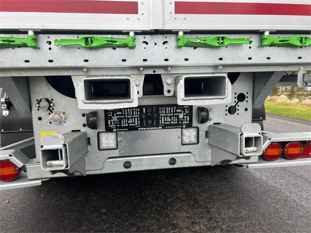 Hangler SDS-H 450 SCANDIC - hævetag - hæve aksel - truck b - Ponyvás félpótkocsi: 3 kép. Hangler SDS-H 450 SCANDIC - hævetag - hæve aksel - truck b - Ponyvás félpótkocsi: 3 kép.