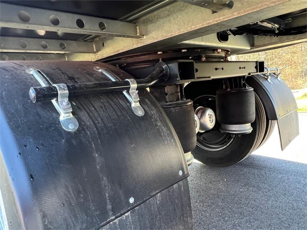 Ponyvás félpótkocsi Hangler SES-H 250 RoadRunner RH 140 27-pallers - Gardintra: 8 kép.