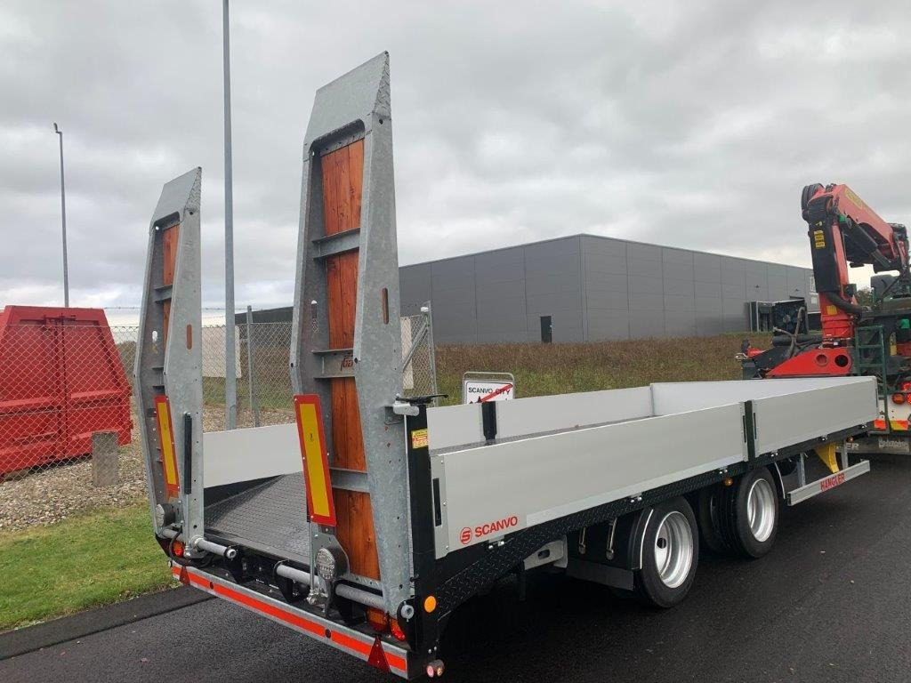 Hangler TPS-H 140 2 akslet kærre med ramper - Pótkocsi mélybölcsős: 4 kép. Hangler TPS-H 140 2 akslet kærre med ramper - Pótkocsi mélybölcsős: 4 kép.