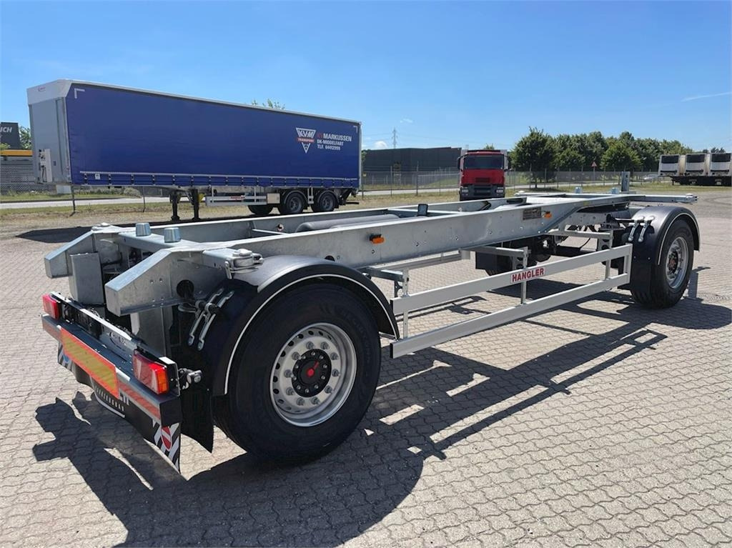 Hangler ZWP - H180 18 ton  - Pótkocsi cserefelépítményes: 1 kép. Hangler ZWP - H180 18 ton  - Pótkocsi cserefelépítményes: 1 kép.