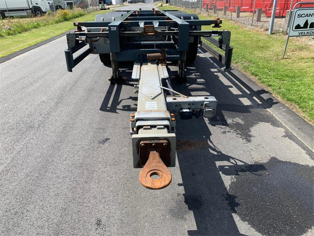 Kel-Berg C920V 20 ton - folde-slæde lift - Pótkocsi cserefelépítményes: 2 kép. Kel-Berg C920V 20 ton - folde-slæde lift - Pótkocsi cserefelépítményes: 2 kép.