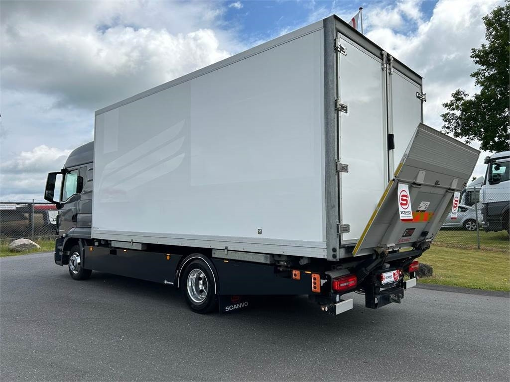 MAN TGL 8-220 4x2 BL incl. 2 stk veksellad - Dobozos felépítményű teherautó: 5 kép. MAN TGL 8-220 4x2 BL incl. 2 stk veksellad - Dobozos felépítményű teherautó: 5 kép.