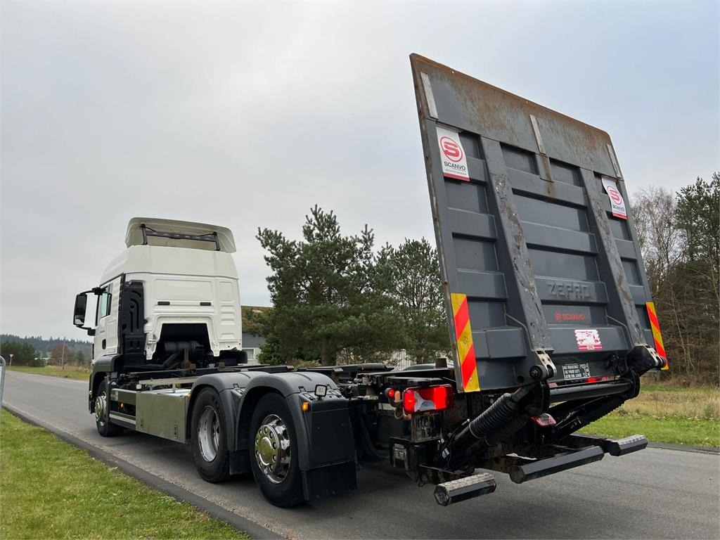 Cserefelépítményes teherautó MAN TGS 26-500 6x2-4 LL: 6 kép. Cserefelépítményes teherautó MAN TGS 26-500 6x2-4 LL: 6 kép.