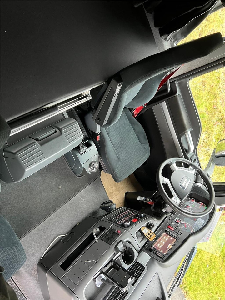 Cserefelépítményes teherautó MAN TGS 26-500 6x2-4 LL: 13 kép. Cserefelépítményes teherautó MAN TGS 26-500 6x2-4 LL: 13 kép.