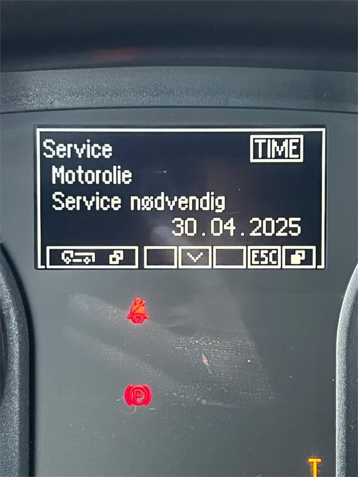 Cserefelépítményes teherautó MAN TGS 26-500 6x2-4 LL: 22 kép. Cserefelépítményes teherautó MAN TGS 26-500 6x2-4 LL: 22 kép.