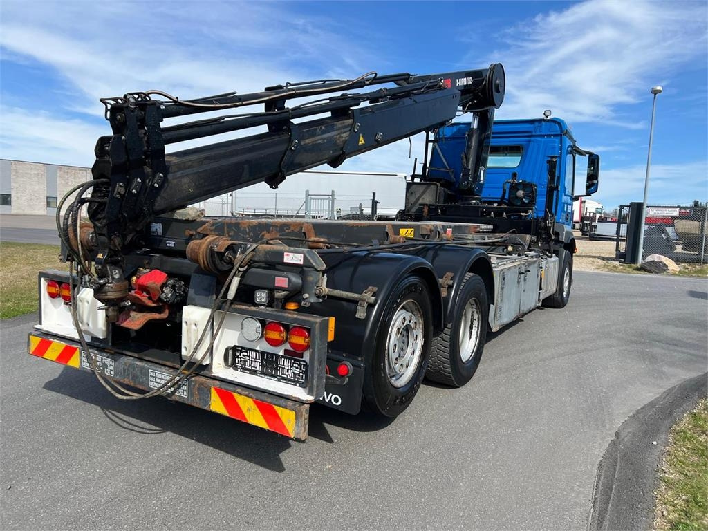 Mercedes-Benz Antos 2546 - Hiab 192 E kran - Konténerszállító: 2 kép. Mercedes-Benz Antos 2546 - Hiab 192 E kran - Konténerszállító: 2 kép.