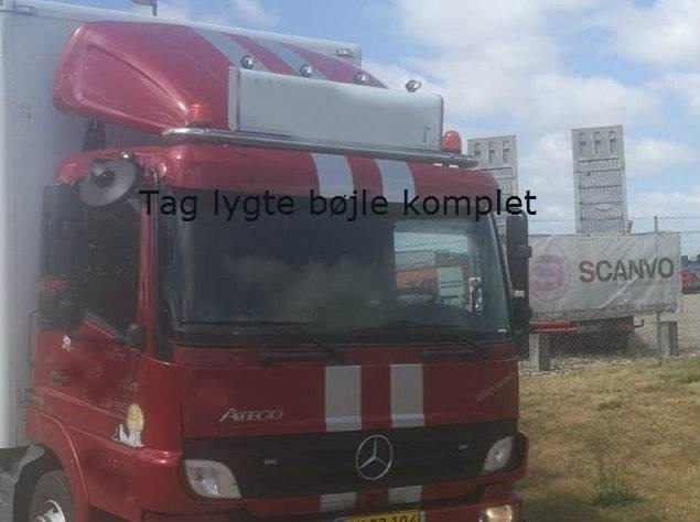 Mercedes-Benz Atego lygtebøjle med lyskasse rotorblink - Irányjelző - Teherautó: 2 kép. Mercedes-Benz Atego lygtebøjle med lyskasse rotorblink - Irányjelző - Teherautó: 2 kép.