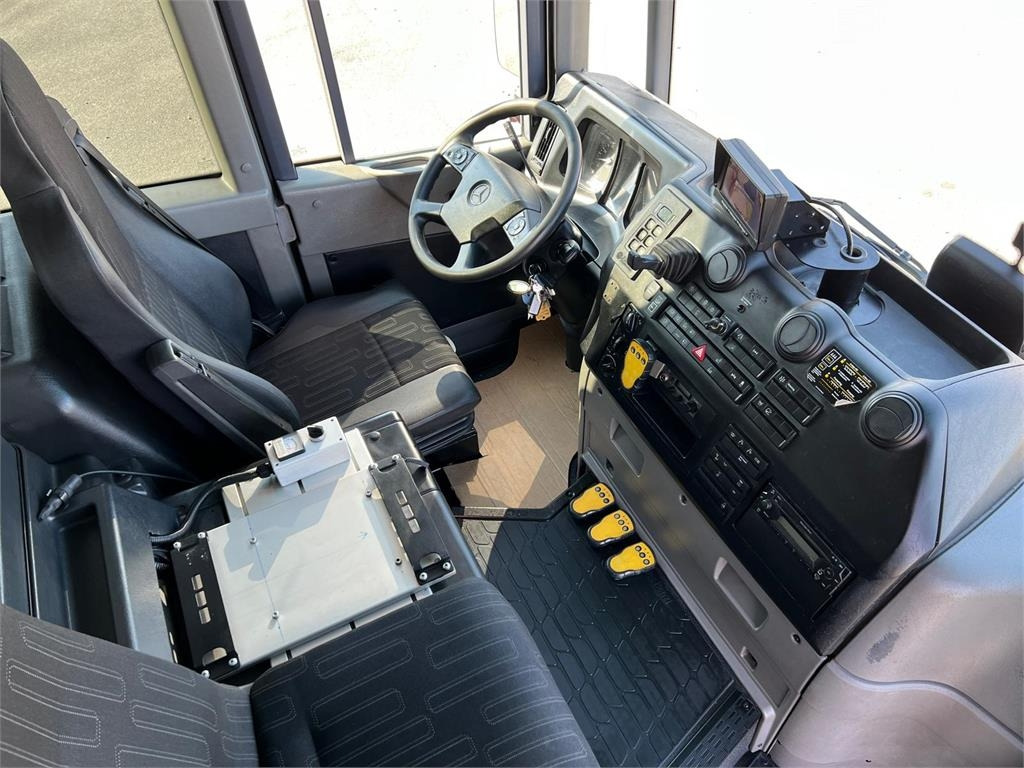 Mercedes-Benz Econic 2630L ENA 4 kammer NTM - Szemetesautó: 5 kép. Mercedes-Benz Econic 2630L ENA 4 kammer NTM - Szemetesautó: 5 kép.