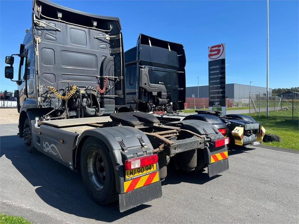 Renault Premium 440 DXI - Nyergesvontató: 5 kép. Renault Premium 440 DXI - Nyergesvontató: 5 kép.
