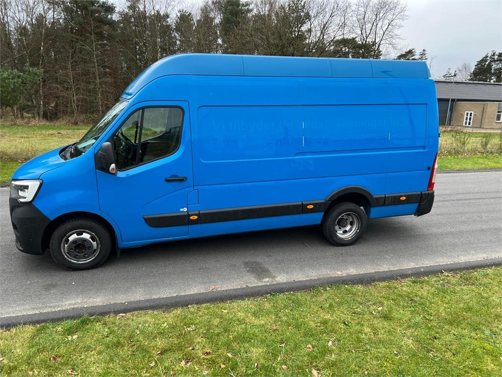 Renault Master 2.3 DCI 165 Rwd Twin L3H3 - Furgon: 2 kép. Renault Master 2.3 DCI 165 Rwd Twin L3H3 - Furgon: 2 kép.