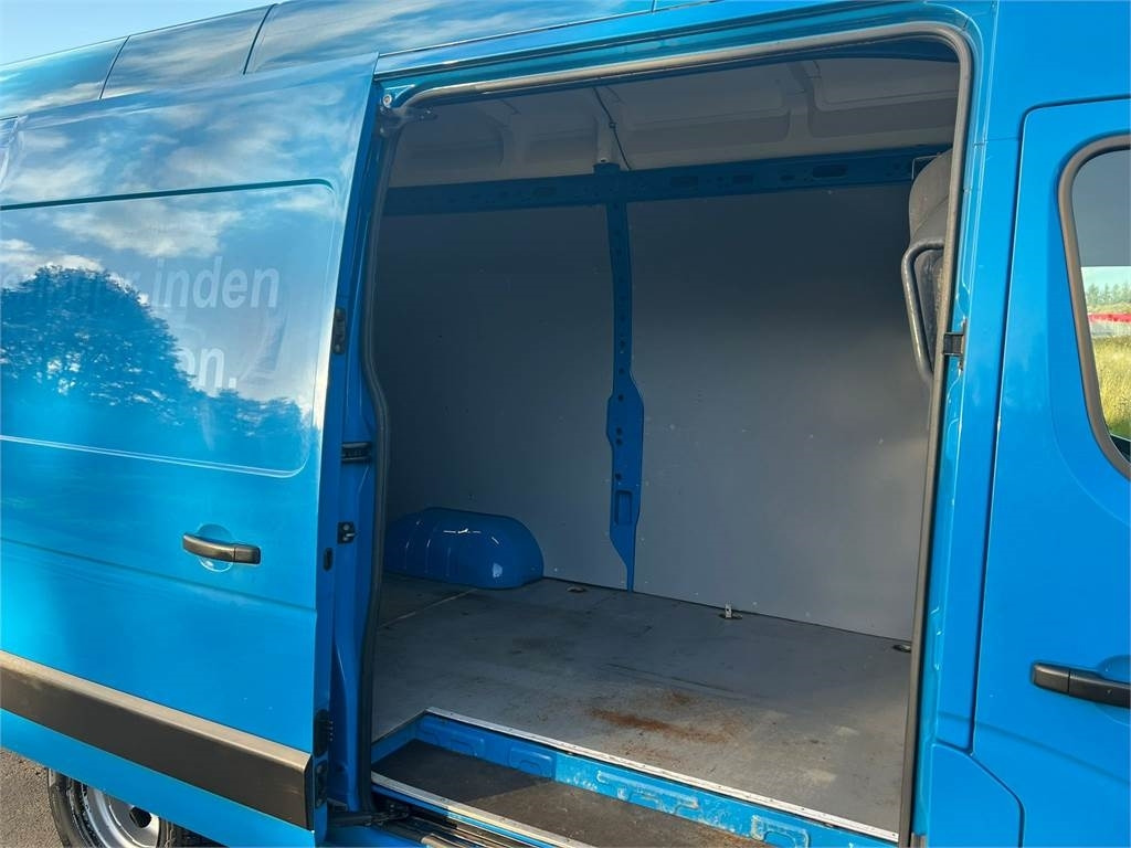 Renault Master 2.3 DCI 165 Rwd Twin L3H3 - Furgon: 5 kép. Renault Master 2.3 DCI 165 Rwd Twin L3H3 - Furgon: 5 kép.