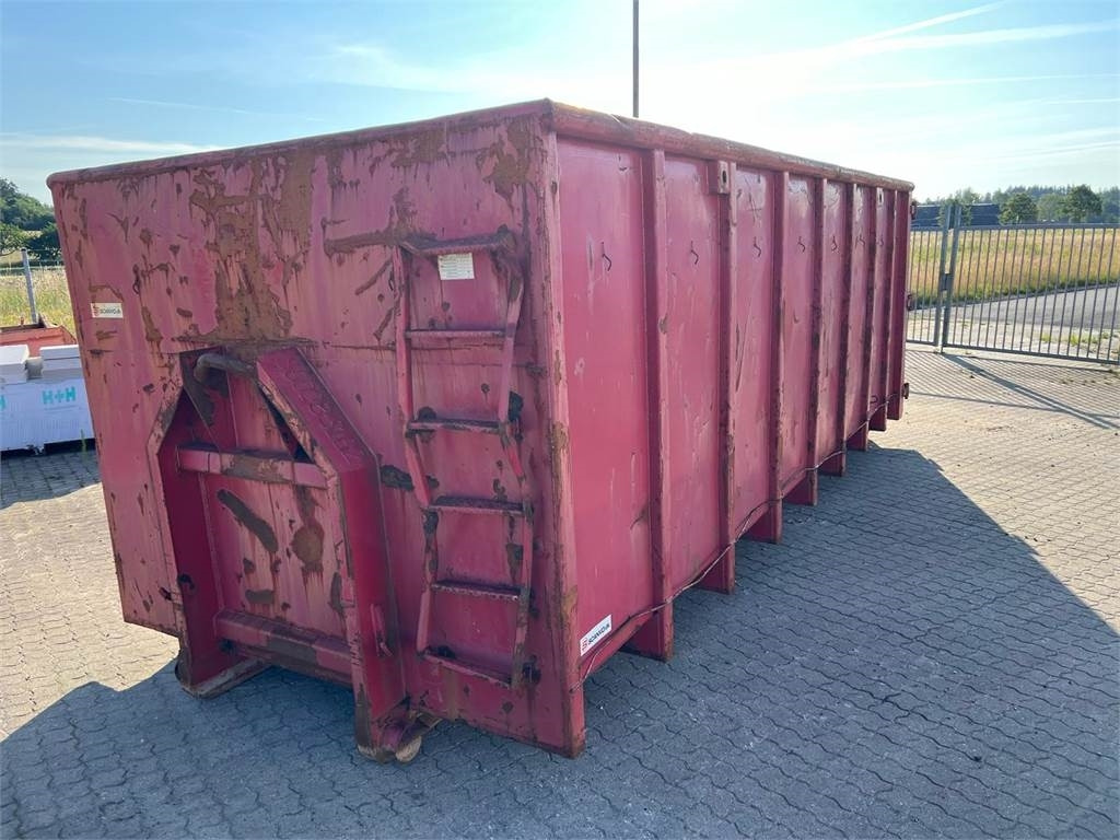 Scancon S6028 - 28m3 - Platós felépítmény: 1 kép. Scancon S6028 - 28m3 - Platós felépítmény: 1 kép.