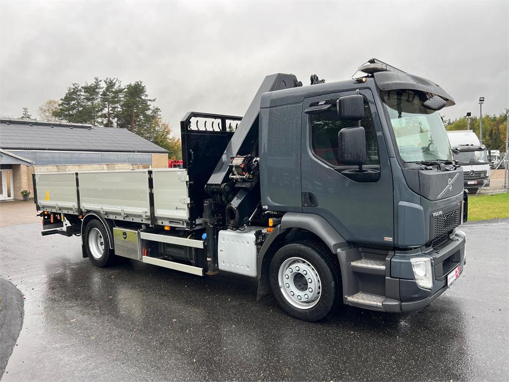 Volvo FL 280 - HMF 1620K6 - Darus autó: 3 kép. Volvo FL 280 - HMF 1620K6 - Darus autó: 3 kép.