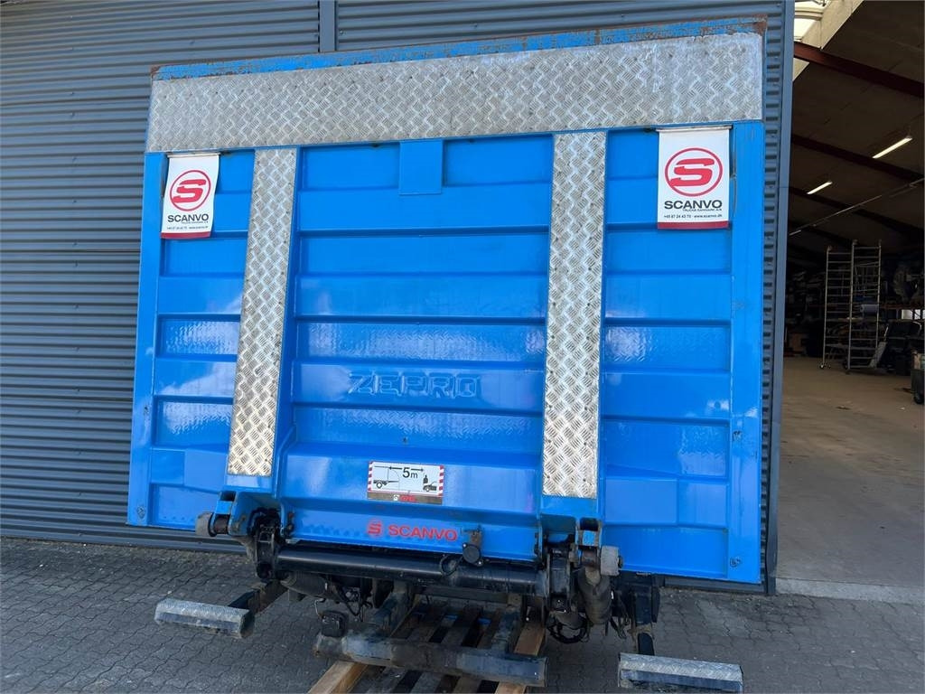 Zepro Z2500-150 MA lift - Emelőhátfal: 3 kép. Zepro Z2500-150 MA lift - Emelőhátfal: 3 kép.