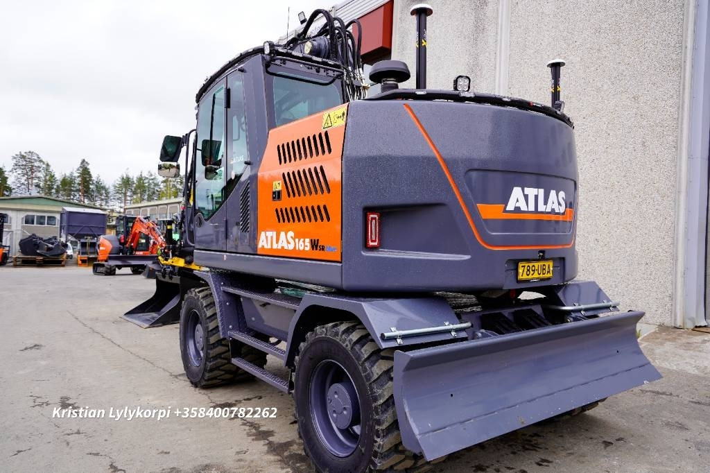Atlas 165WSR VARUSTELTU - Gumikerekes kotró: 3 kép. Atlas 165WSR VARUSTELTU - Gumikerekes kotró: 3 kép.