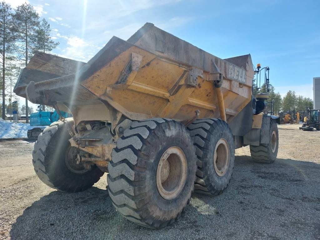 Bell B30C DUMPPERI - Csuklós dömper: 4 kép. Bell B30C DUMPPERI - Csuklós dömper: 4 kép.