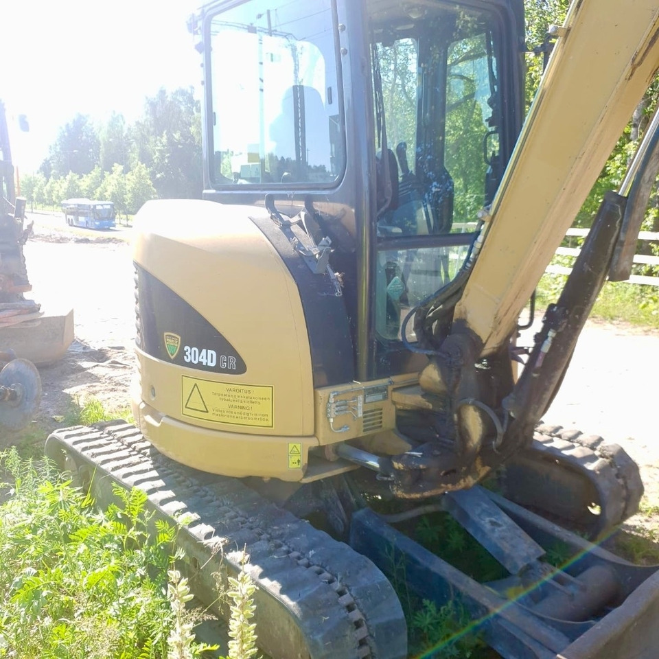 CAT 304 D CR - Minikotró: 2 kép. CAT 304 D CR - Minikotró: 2 kép.