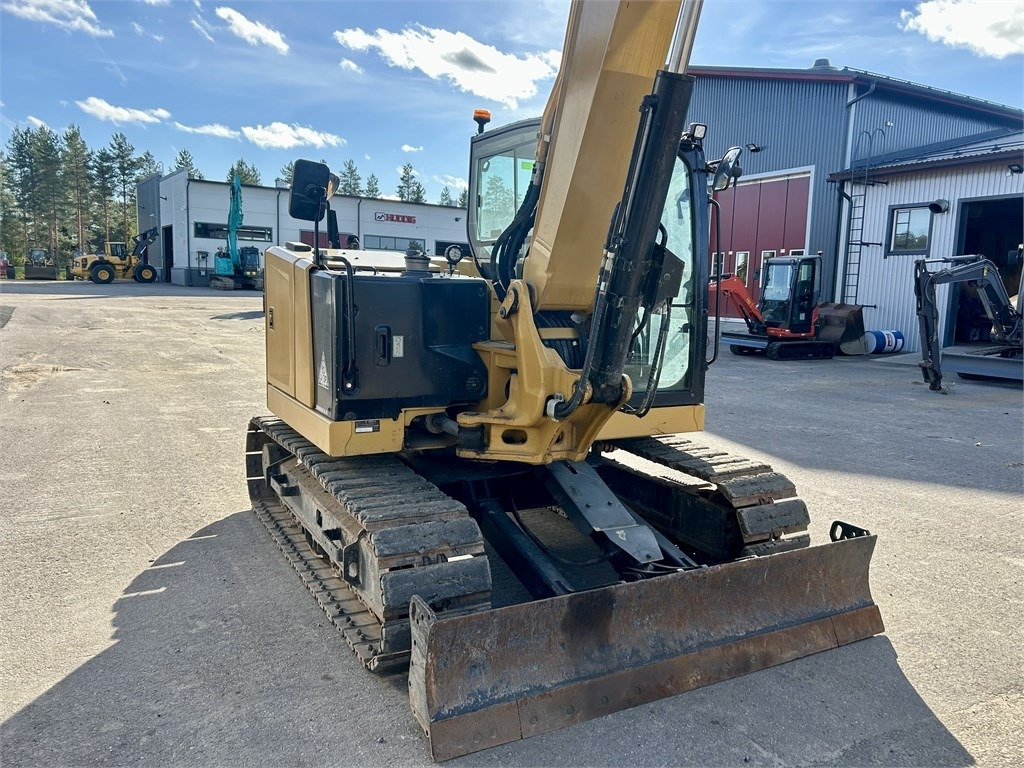 CAT 308CR NEXT GEN PYÖRITTÄJÄLLÄ - Minikotró: 5 kép. CAT 308CR NEXT GEN PYÖRITTÄJÄLLÄ - Minikotró: 5 kép.