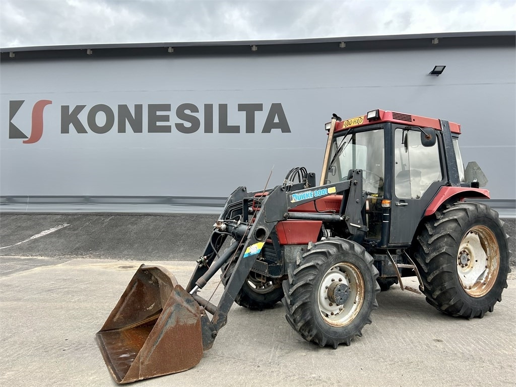 Case IH MYYTY!!SOLD!! 685XL ETUKUORMAAJALLA - Traktor: 1 kép. Case IH MYYTY!!SOLD!! 685XL ETUKUORMAAJALLA - Traktor: 1 kép.