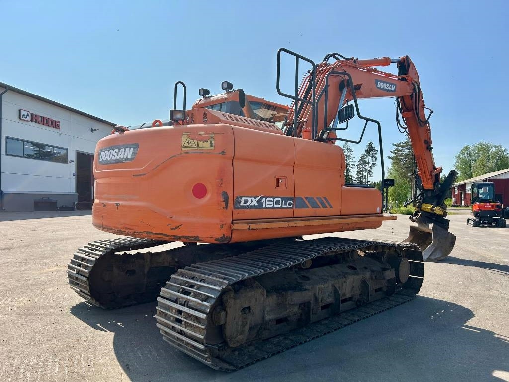 Doosan DX160LC-3 KALLISTAJA+PYÖRITTÄJÄ - Lánctalpas kotró: 5 kép. Doosan DX160LC-3 KALLISTAJA+PYÖRITTÄJÄ - Lánctalpas kotró: 5 kép.
