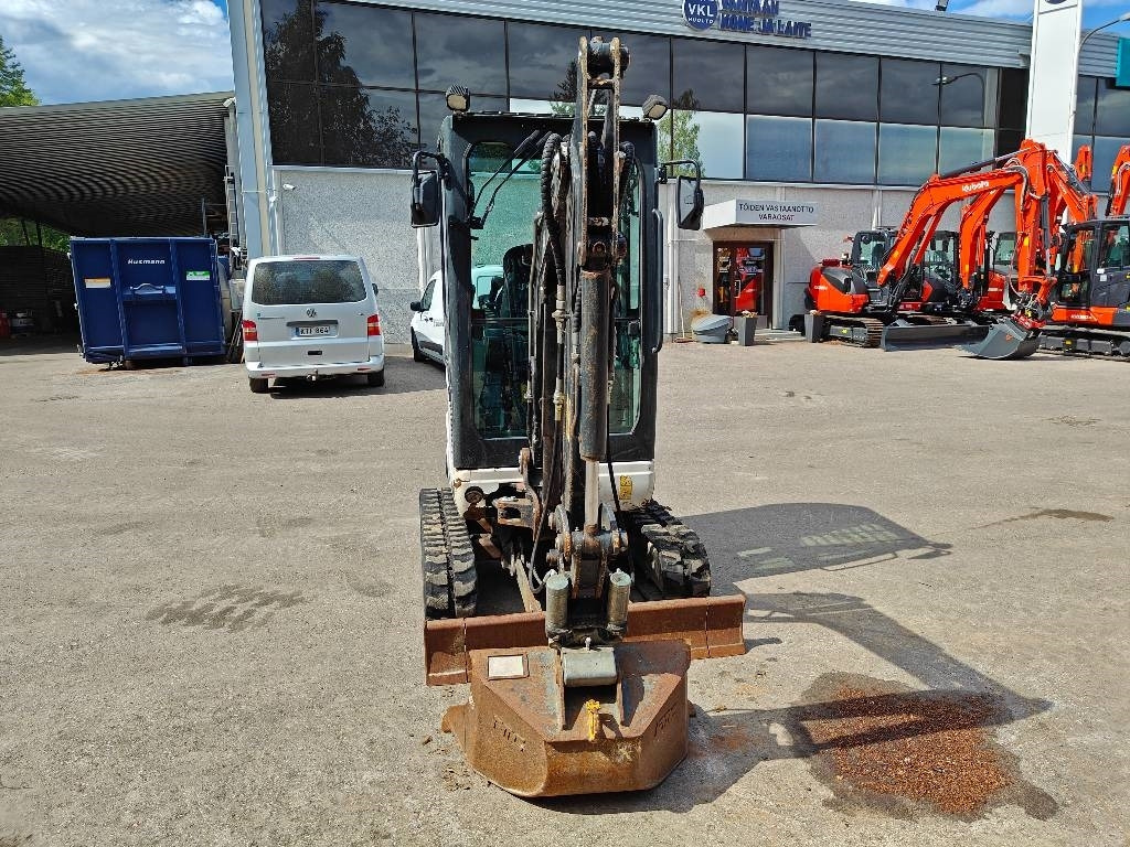 ECM ES 18 ZT - Minikotró: 4 kép. ECM ES 18 ZT - Minikotró: 4 kép.