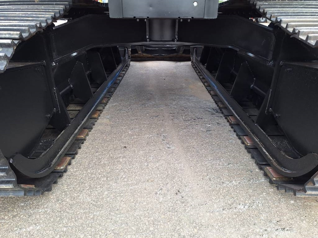 Hitachi MYYTY! SOLD! ZX135USL-7 -SUOALUSTA- - Lánctalpas kotró: 5 kép. Hitachi MYYTY! SOLD! ZX135USL-7 -SUOALUSTA- - Lánctalpas kotró: 5 kép.