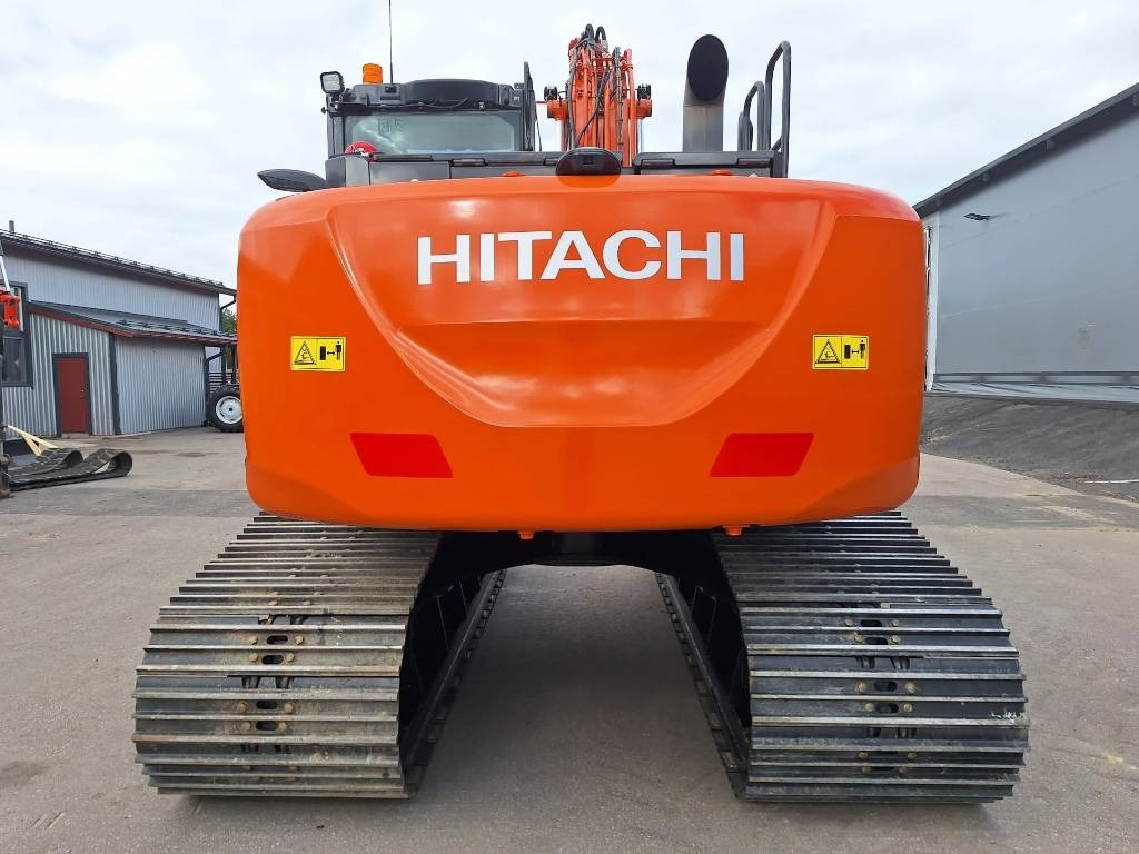 Hitachi ZX130LC-7M -SUOALUSTA-  - Lánctalpas kotró: 4 kép. Hitachi ZX130LC-7M -SUOALUSTA-  - Lánctalpas kotró: 4 kép.