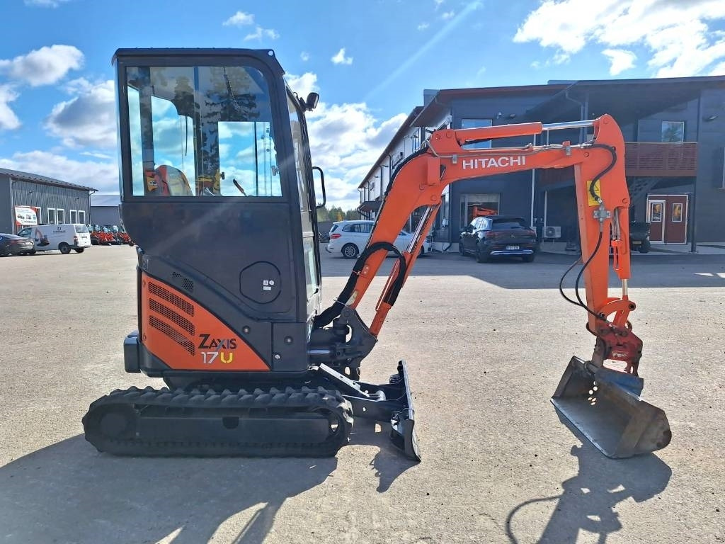 Hitachi ZX17U-2 KALLISTAJA+4-KAUHAA - Minikotró: 4 kép. Hitachi ZX17U-2 KALLISTAJA+4-KAUHAA - Minikotró: 4 kép.