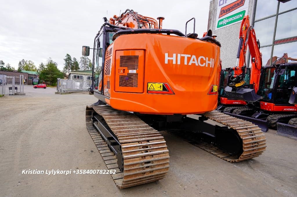 Hitachi ZX225USLC-7 ENGCON JA NOVATRON  - Lánctalpas kotró: 3 kép. Hitachi ZX225USLC-7 ENGCON JA NOVATRON  - Lánctalpas kotró: 3 kép.