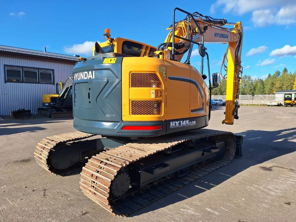 Hyundai HX145LCR DOZER - Lánctalpas kotró: 5 kép. Hyundai HX145LCR DOZER - Lánctalpas kotró: 5 kép.