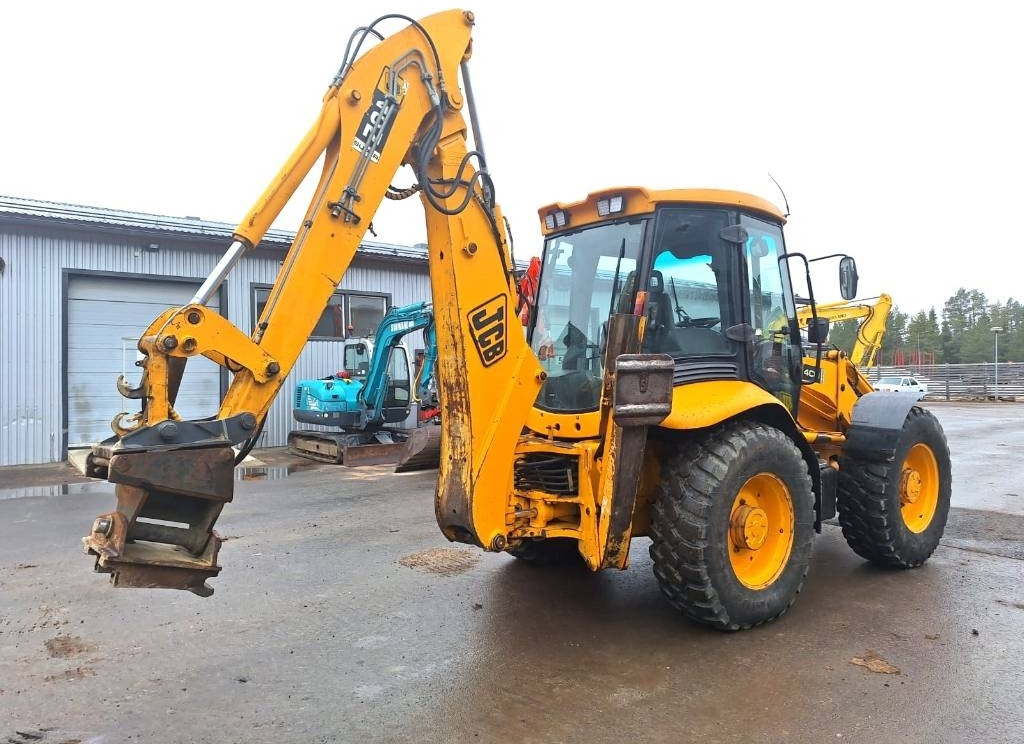 JCB 4CN YHDISTELMÄKONE KALLISTAJALLA - Kotrórakodó: 3 kép. JCB 4CN YHDISTELMÄKONE KALLISTAJALLA - Kotrórakodó: 3 kép.