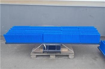 KAUHAHARJA 2500MM NTP10 - Ferde seprő: 1 kép. KAUHAHARJA 2500MM NTP10 - Ferde seprő: 1 kép.